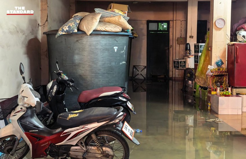 ภูเก็ตเฝ้าระวังระดับน้ำคลองบางใหญ่ เร่งระบายน้ำรับมือฝนตกต่อเนื่องและน้ำทะเลหนุน