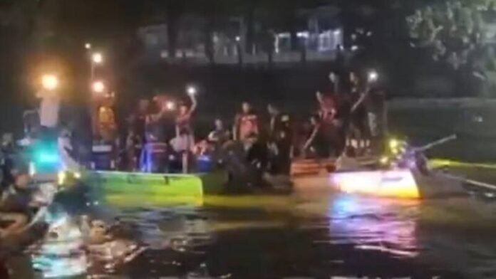 ระทึกงานรับบัว เรือชนกันกลางคลองสำโรงจม 1 ลำ บาดเจ็บ 8 ราย