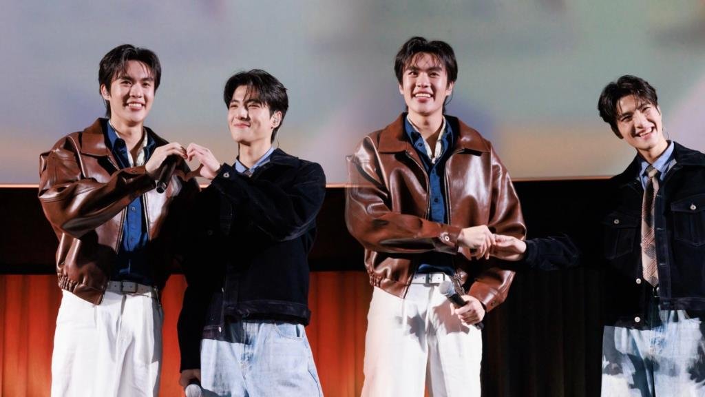 ธรรม-แม็ค ควงแก๊งเพื่อนจัดเต็ม ส่งท้ายซีรีส์สุดฟินในงาน 'จุดจีบสายมู FINAL EP.'