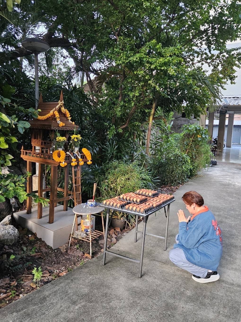 วินเวคิน สิมะวรา แก้บนเจ้าแม่งูจงอาง หลังเพลงทะลุล้านวิว เผยเลขเด็ด 890