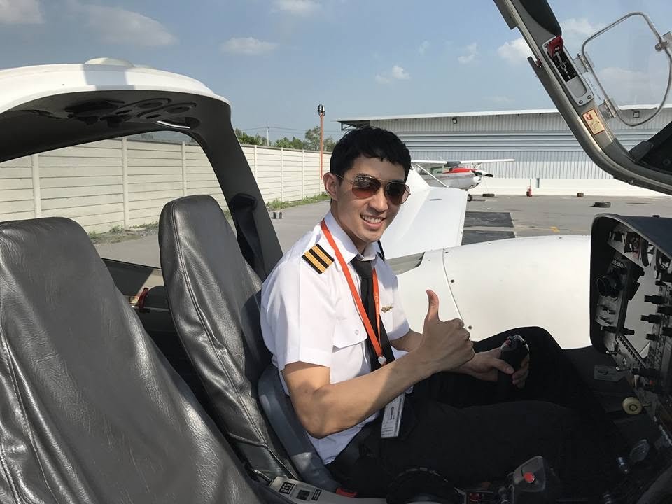 อาลัย 'ที AF6' ทีป์ชลิต อดีตนักล่าฝันและนักบินชื่อดัง เสียชีวิตกะทันหันที่จีน