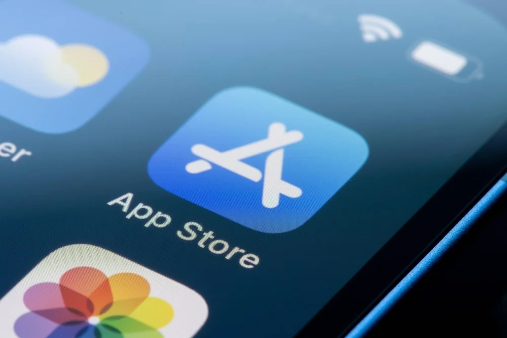 Apple ยกระดับกฎ App Store สกัดแอป AI สร้างภาพไม่เหมาะสมและกลโกง Bait-and-Switch