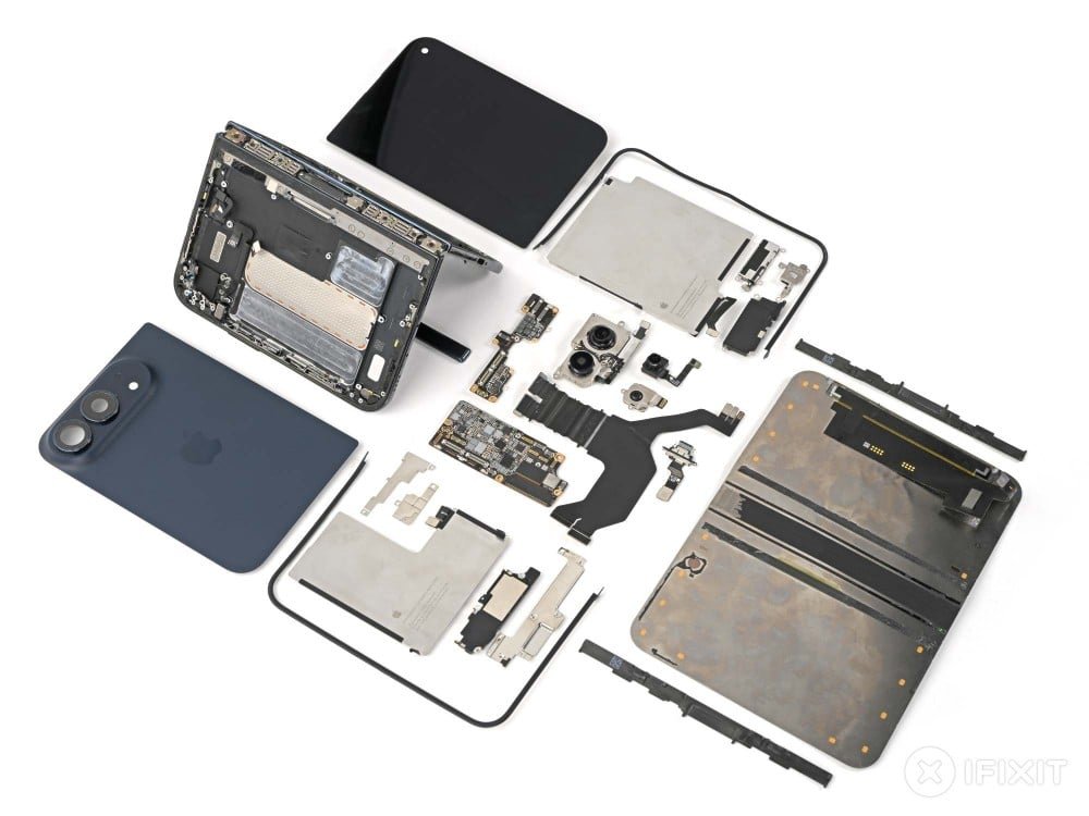 iFixit ชำแหละ iPhone Duo พบปัญหาบานพับอาจทำจอพับเป็นเส้น แต่ซ่อมง่ายสุดในกลุ่ม