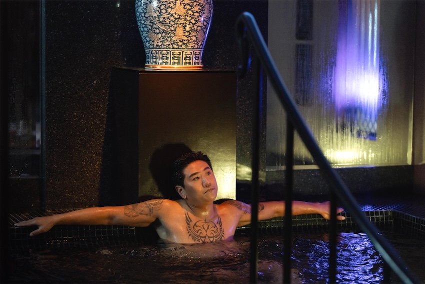 วิเคราะห์ซีรีส์ 'คลึง': งานสร้างคุณภาพสูงที่ยังขาดความสมจริงเชิงตรรกะ